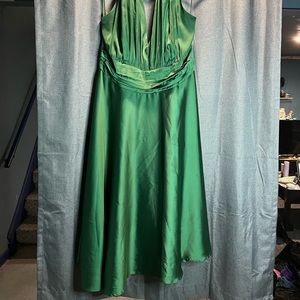 Unique vintage 2XL green halter dress